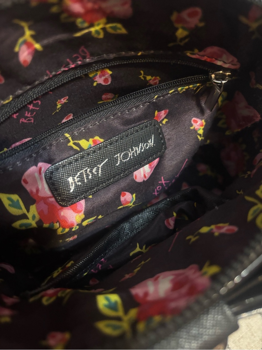 Betsey Johnson crossbody bundle - Picture 8 of 8